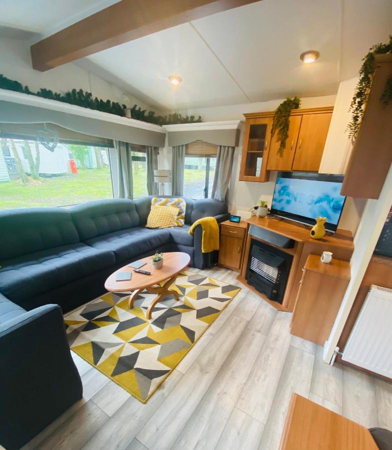Unique Caravan With Outdoor Space Ballantrae Ngoại thất bức ảnh