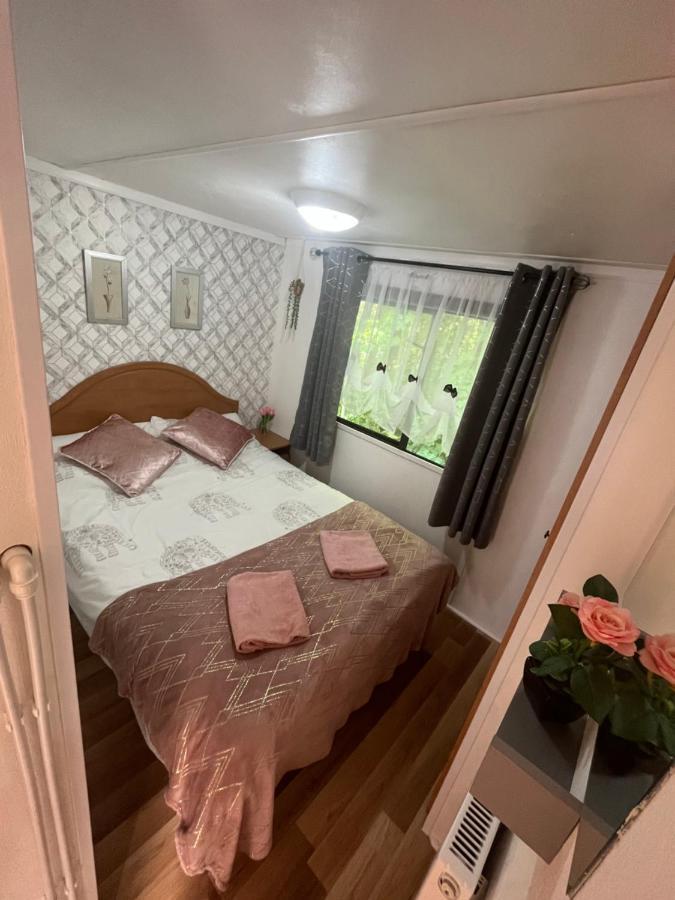 Unique Caravan With Outdoor Space Ballantrae Ngoại thất bức ảnh