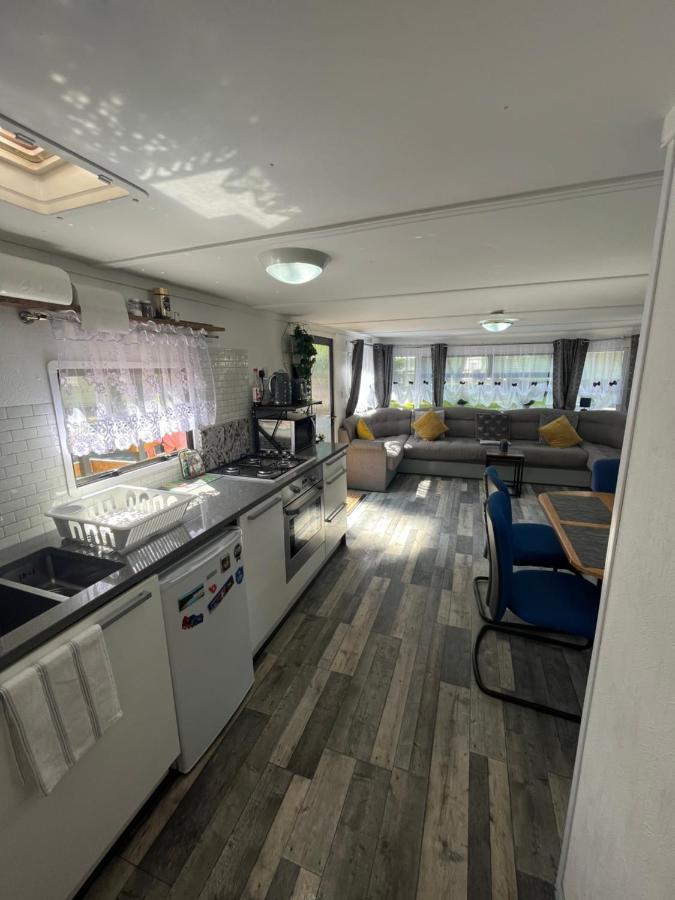 Unique Caravan With Outdoor Space Ballantrae Ngoại thất bức ảnh